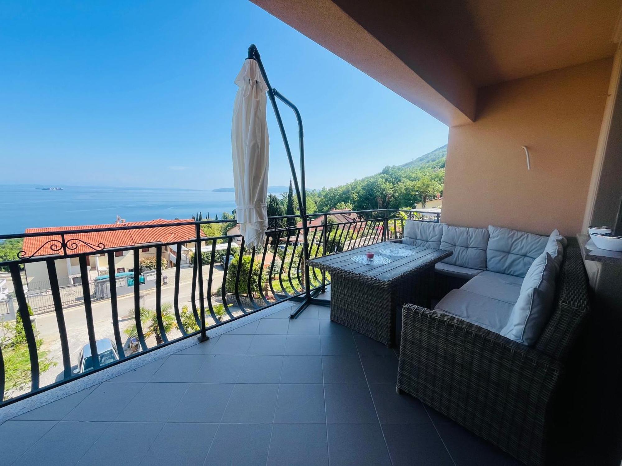 Villa Veronika Lovran Exteriér fotografie
